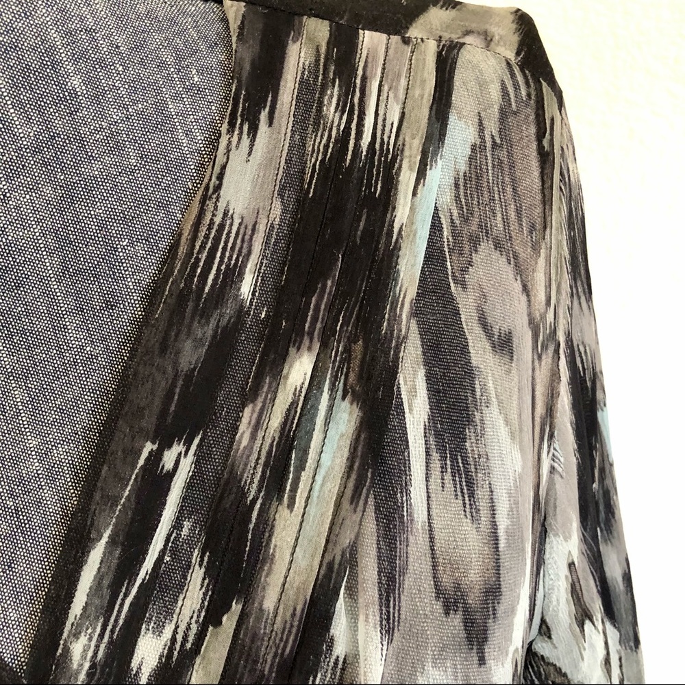 Casual Studio Button Down Top - Picture 3 of 6